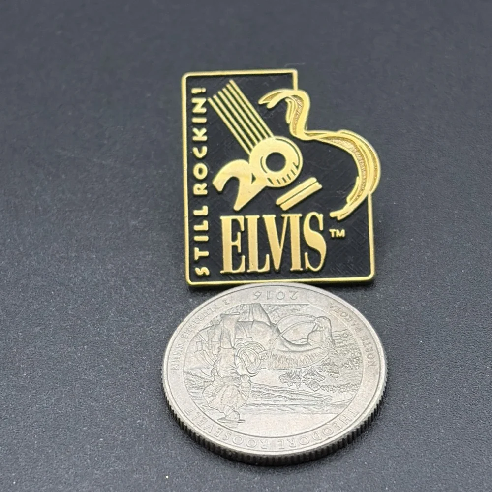 Elvis Presley Still Rockin'! Graceland Music Singer Lapel Hat‎ Pin